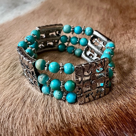 turquoise & silver elasticize bracelet - Picture 6 of 17